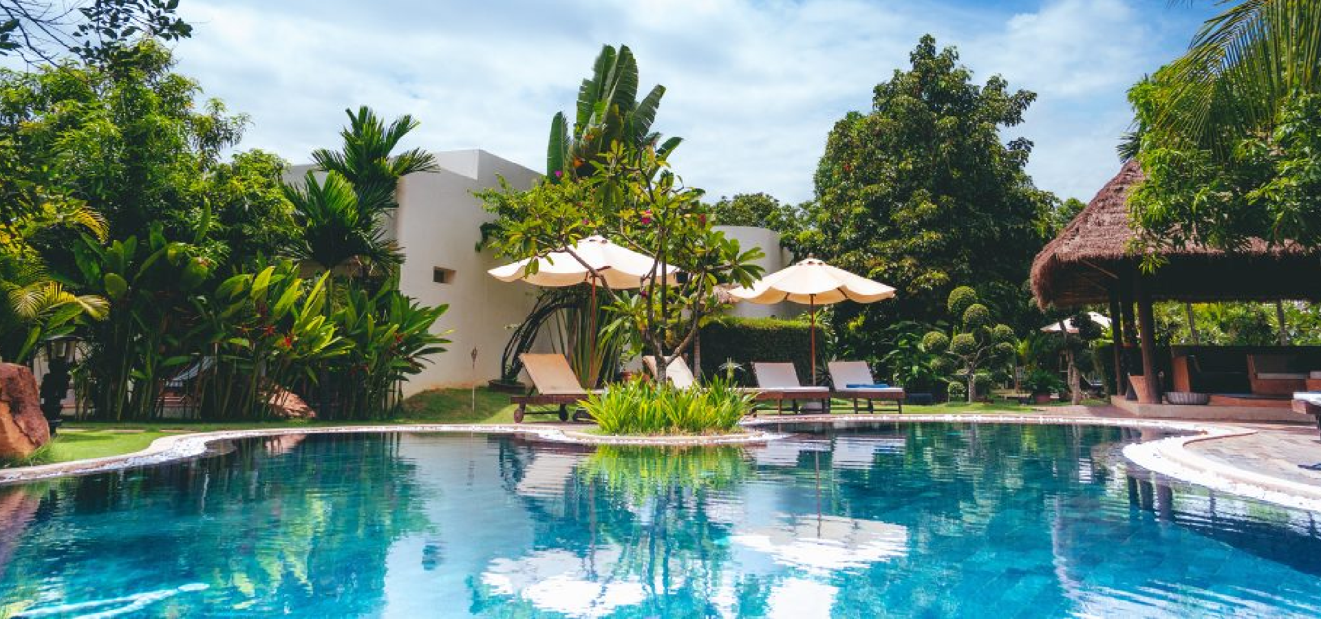 Jumping Into Pool Approval In Dubai Trakhees’ Guidelines To Make A Splash With Your Swimming Pool Installation